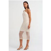 Strukturiertes Halter-Strick-Midikleid