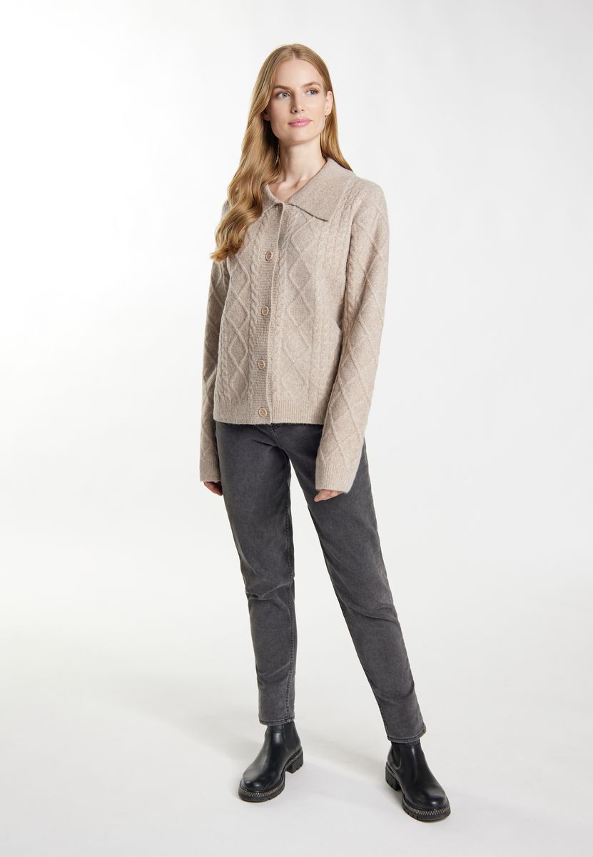 Zopfstrickjacke mit Kragen