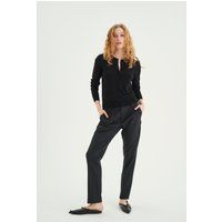 Klassischer Cardigan mit geradem Schnitt