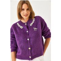 Kristall-verzierter flauschiger Strick-Cardigan