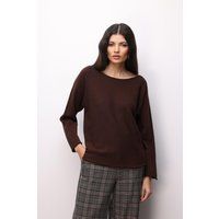 Klassischer Rippstrickpullover mit U-Boot-Ausschnitt