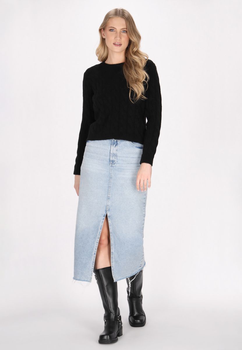 Zopfstrickpullover mit Schulterknöpfen