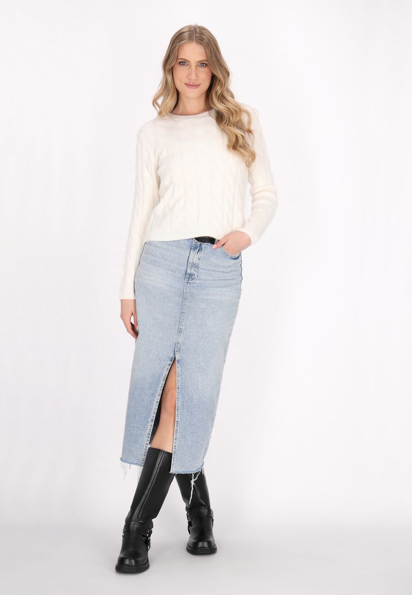 Zopfstrickpullover mit Schulterknöpfen