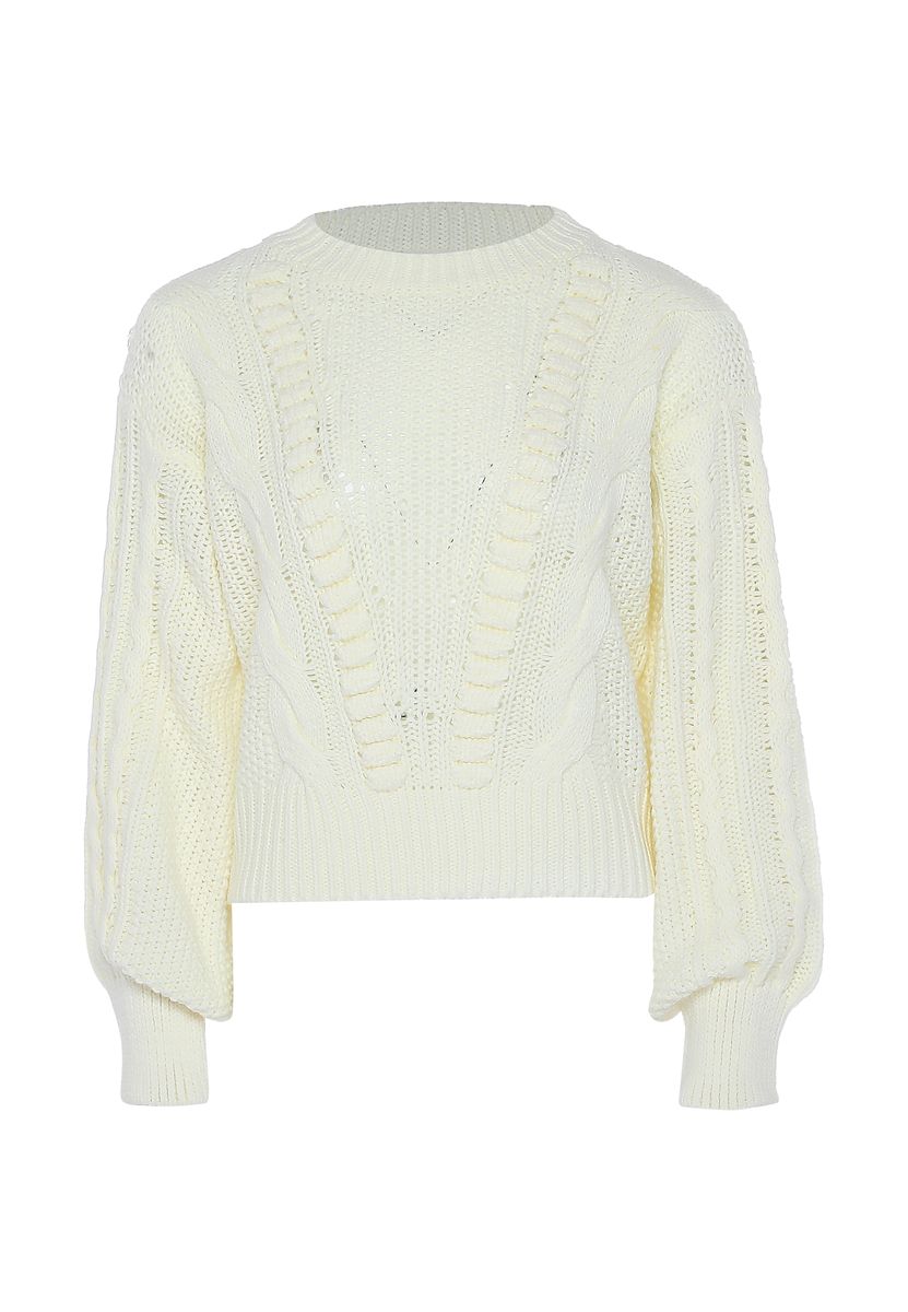 Grober Zopfstrickpullover mit Ballonärmeln