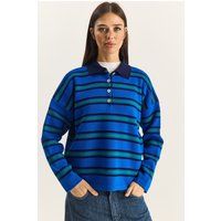 Gestreifter Strickpullover mit Polokragen