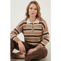 Gestreifter Polo-Strickpullover
