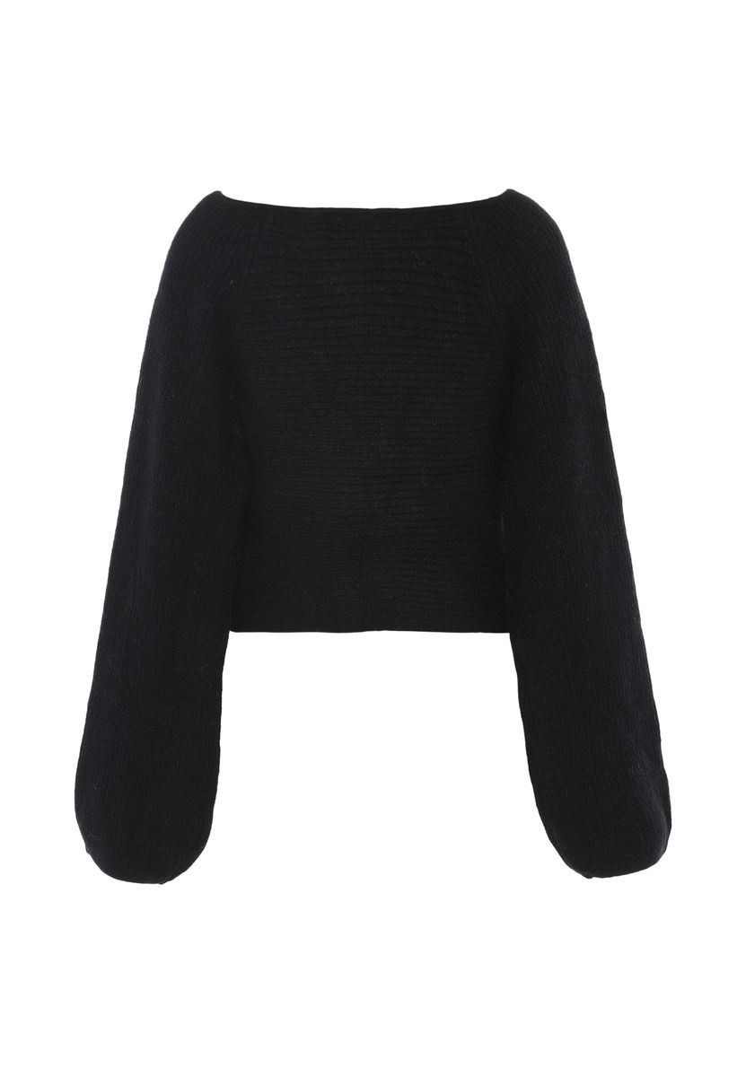 Kurzer Strickpullover mit Herzausschnitt
