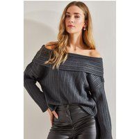 Schulterfreier gerippter Strickpullover