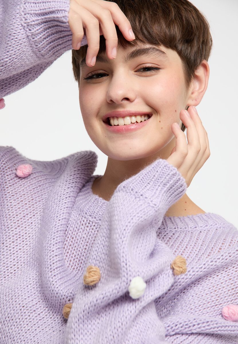 Oversized Strickpullover mit Pompons