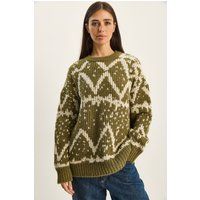 Grobstrickpullover mit Ethno-Muster