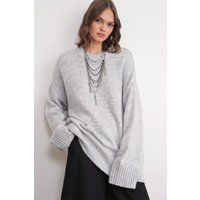 Übergroßer gerippter Strickpullover mit Rundhalsausschnitt