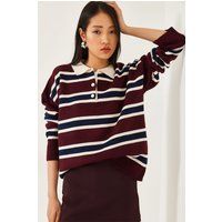 Gestreifter Strickpullover mit Polokragen