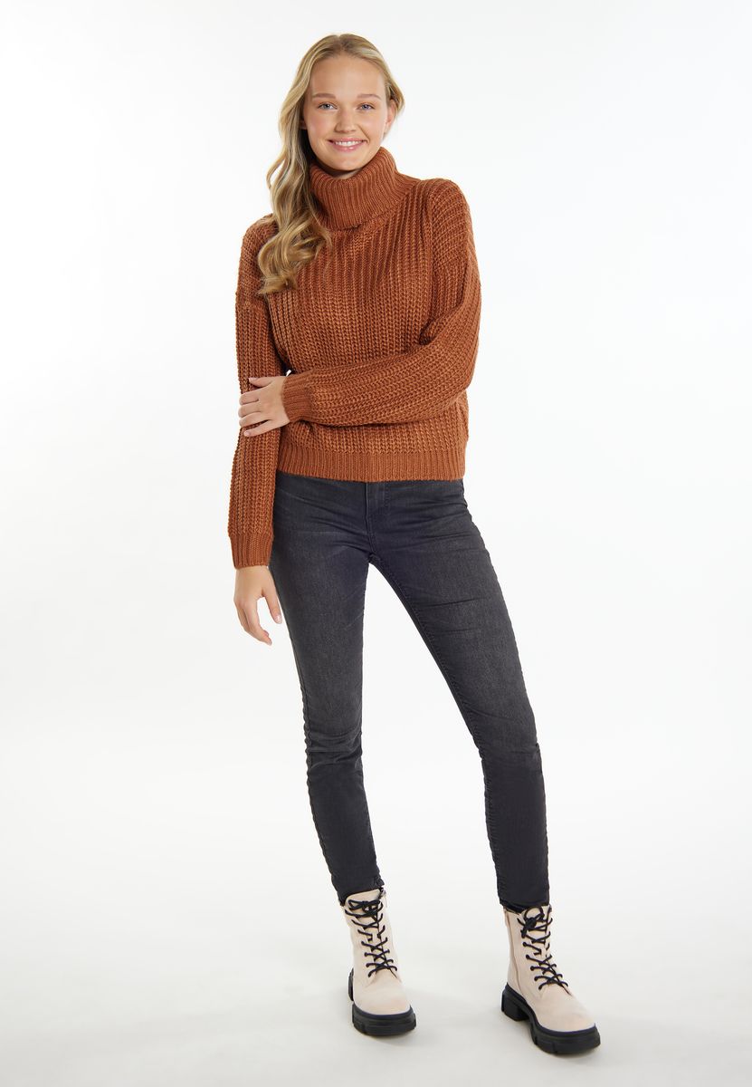Verkürzter Grobstrick-Rollkragenpullover mit Rippstrick