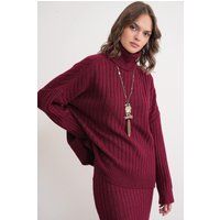 Oversize Rollkragenpullover aus Rippstrick