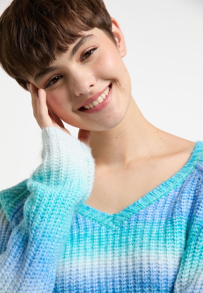 Kurzer Grobstrick-Pullover mit V-Ausschnitt