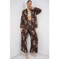 Set aus gemustertem Hemd und Hose