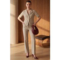 Kurzarm-Blazer und Hosen Set mit Knopfverschluss