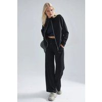 Set aus Zip-Hoodie und Weitbeinhose