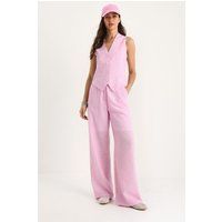 Weste und Hose mit weitem Bein