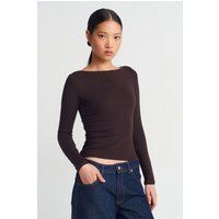 Minimalistisches Langarmshirt mit Boot-Ausschnitt