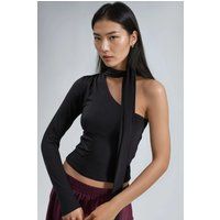 One-Shoulder-Bluse mit Schal-Detail