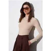 Schmal geschnittenes Boot-Neck Top