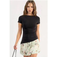 Drapierte Slim-Fit-Bluse mit U-Boot-Ausschnitt