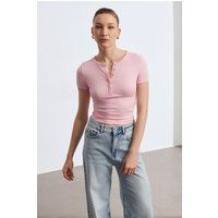 Geripptes Henley Crop-Top