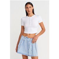 Geripptes Henley-Crop-Top mit Knöpfen