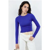 Eng anliegendes Langarm-Crop-Top