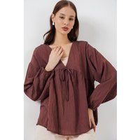 V-Ausschnitt-Bluse aus Seersucker mit Schleife
