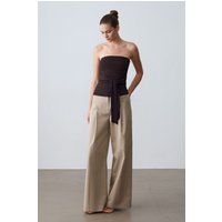 Trägerloses Bandeau-Top mit Bindegürtel