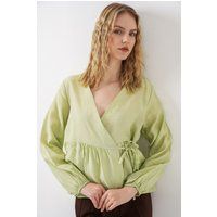 Wickelbluse aus Krepp mit Bindedetail