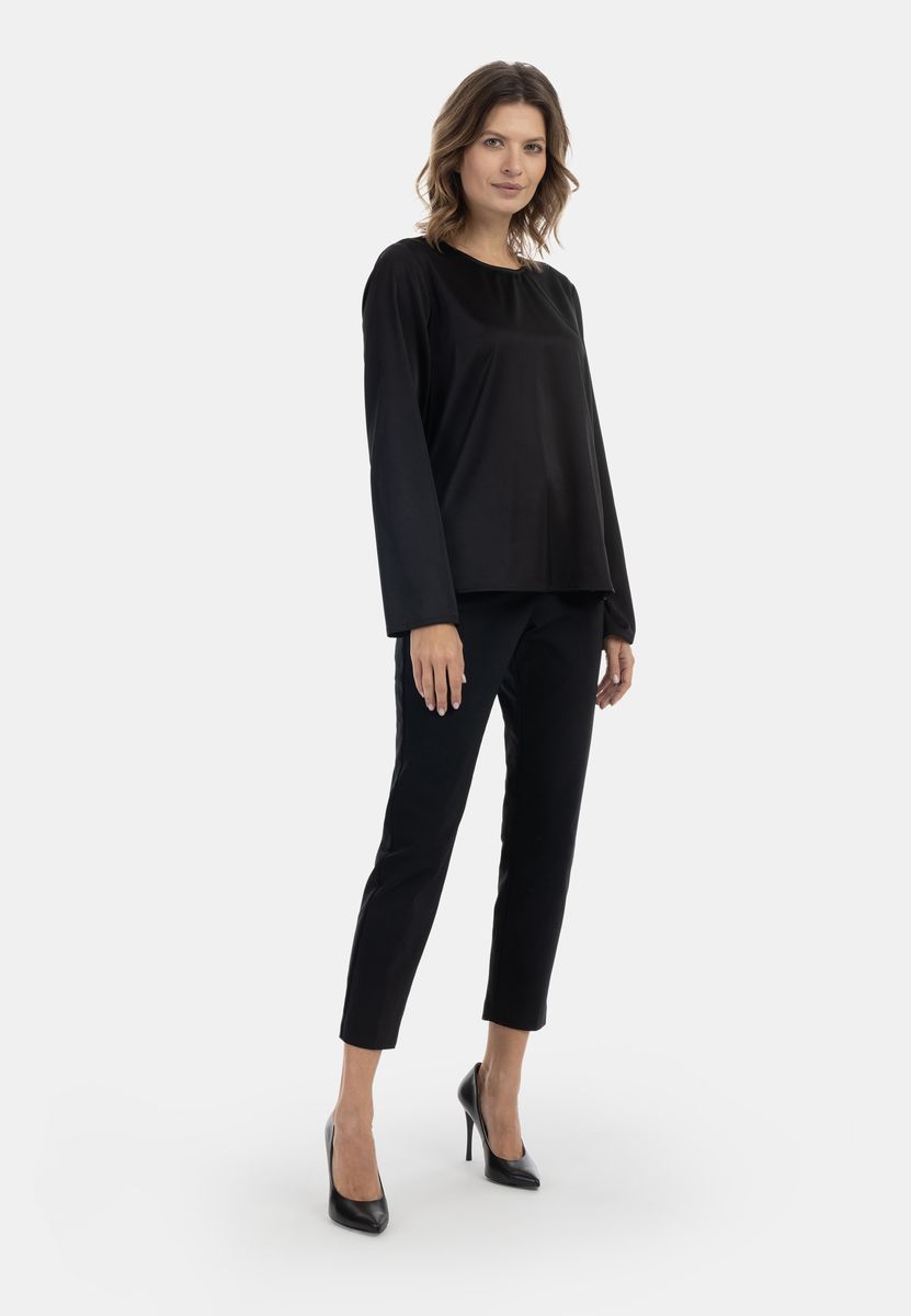 Minimalistische Langarm-Satinbluse