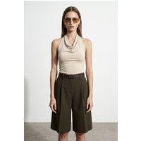 Elegantes Halterneck-Top mit Wasserfallausschnitt
