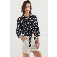 Bedruckte Viskosebluse mit Knotendetail