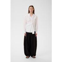 Asymmetrisch plissierte Hemdbluse