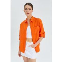 Locker sitzendes Button-Down Hemd