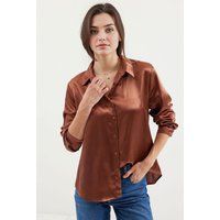 Elegante Satinbluse mit Knopfleiste