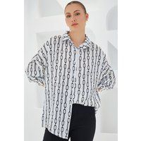 Oversized Satinhemd mit grafischem Muster