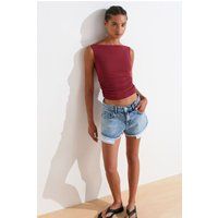 Hochtaillierte Denim-Shorts im Used-Look