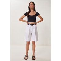 Maßgeschneiderte Bermuda-Shorts mit Falten