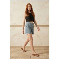 Weite Jeansshorts mit hohem Bund