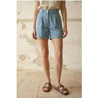 Maßgeschneiderte Shorts mit Bundfalten
