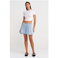 Plissierter Denim-Mini mit Bindedetails