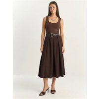 Eleganter hochtaillierter A-Linien-Midirock