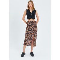 Hoch taillierter Midirock mit Leopardenmuster