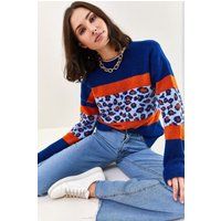 Gestreifter Strickpullover mit Leopardenmuster