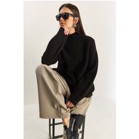 Oversized Rippstrick-Pullover mit Rundhalsausschnitt