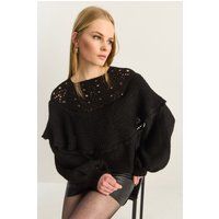 Strickpullover mit Volants und U-Boot-Ausschnitt